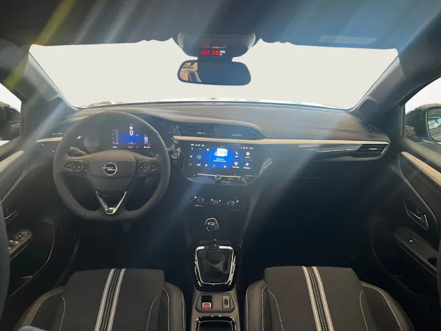 Opel Corsa 1.2 T GS