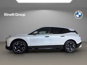BMW iX xDrive40