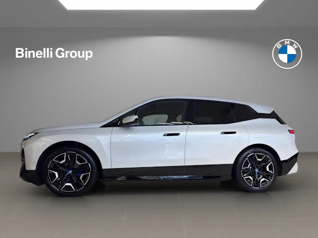 BMW iX xDrive40