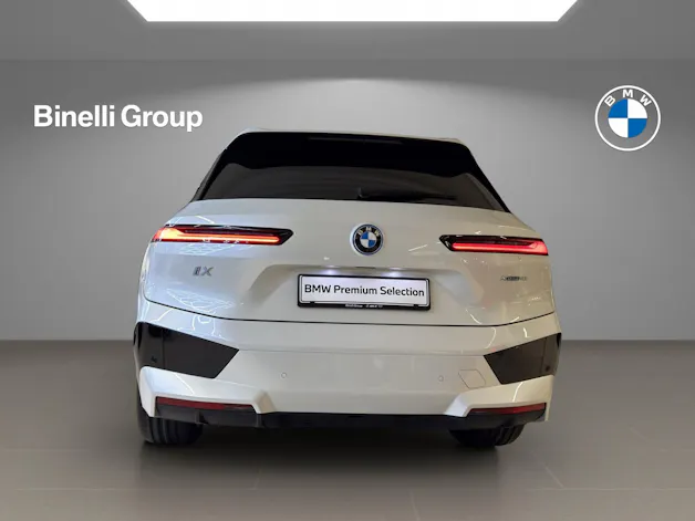 BMW iX xDrive40