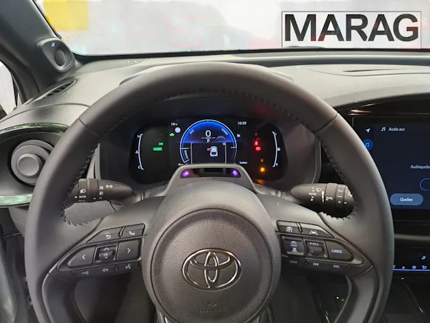 Toyota Aygo X 1.5 VVT-i HSD Style