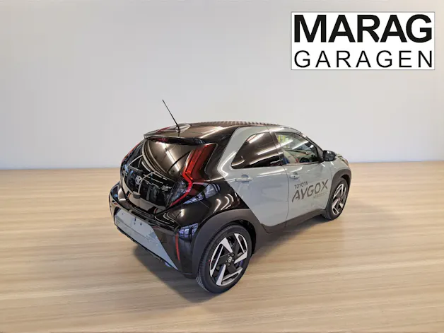 Toyota Aygo X 1.5 VVT-i HSD Style