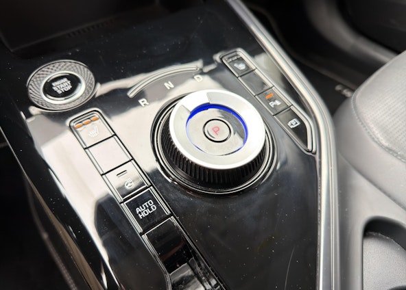 Vehicle image 10 Vehicle image 10