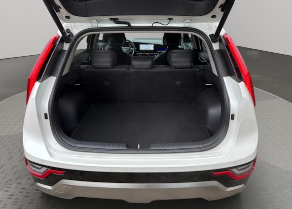 Vehicle image 4 Vehicle image 4