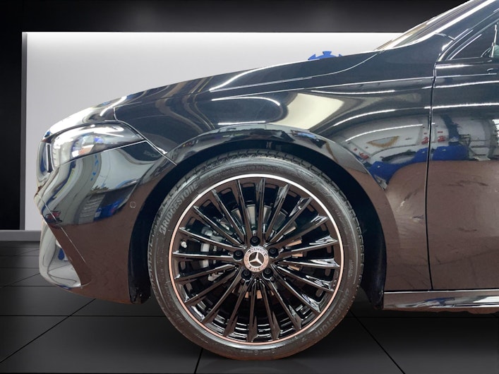 Vehicle image MERCEDES-BENZ A 200