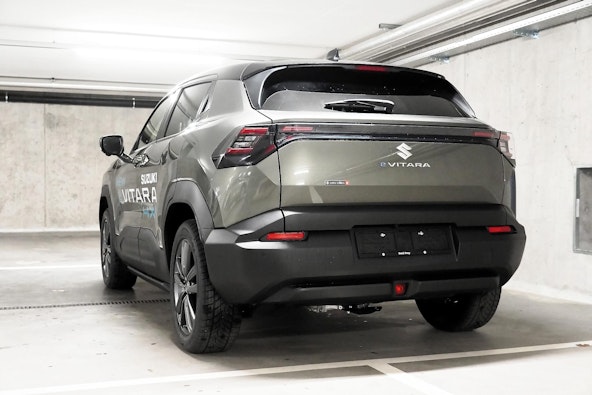 Vehicle image 12 Vehicle image 12