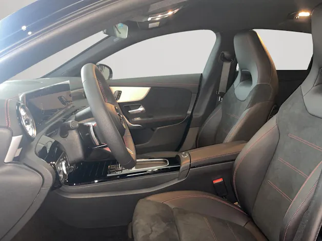 Mercedes-Benz CLA 200 Shooting Brake AMG Line