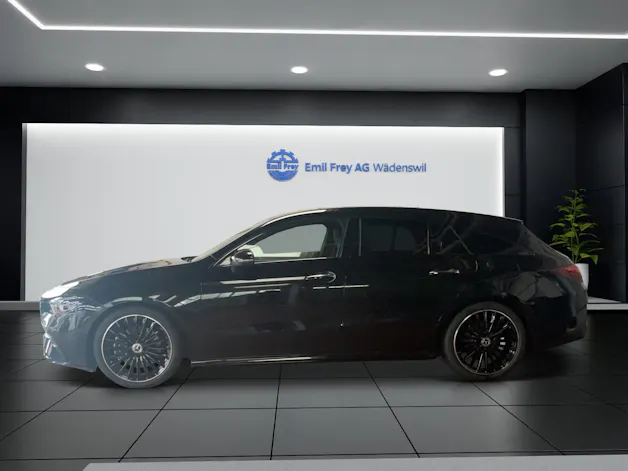Mercedes-Benz CLA 200 Shooting Brake AMG Line