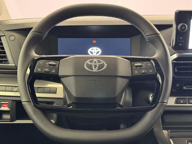 Toyota PROACE Verso L2 2.2 D Trend