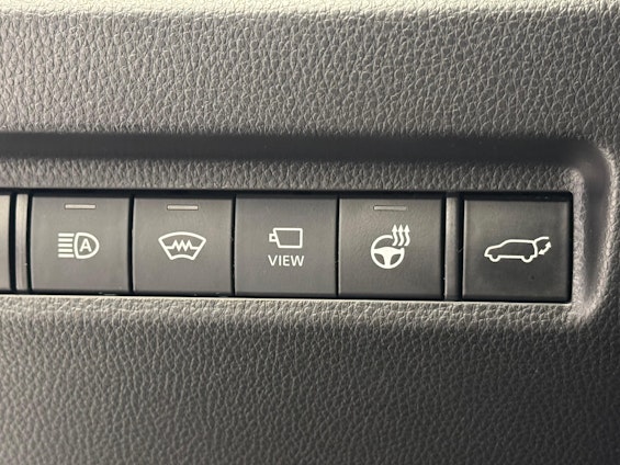 Vehicle image 14 Vehicle image 14