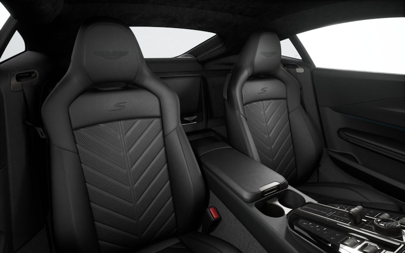 Vehicle image ASTON MARTIN V12 Vantage