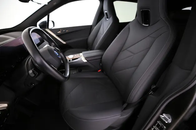 BMW iX xDrive40