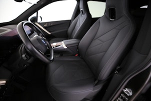 Vehicle image BMW iX xDrive40