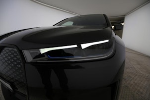 Vehicle image BMW iX xDrive40