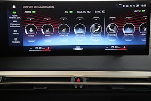 Vehicle image BMW iX xDrive40