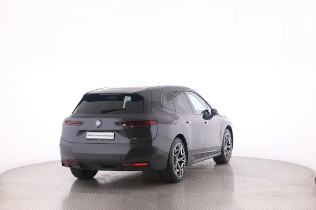 BMW iX xDrive40