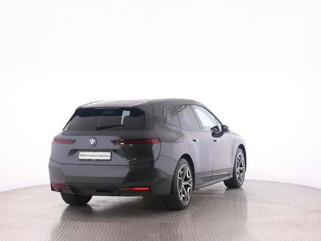 BMW iX xDrive40