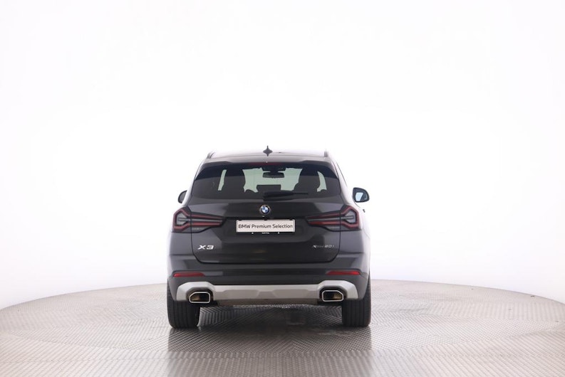 Vehicle image BMW X3