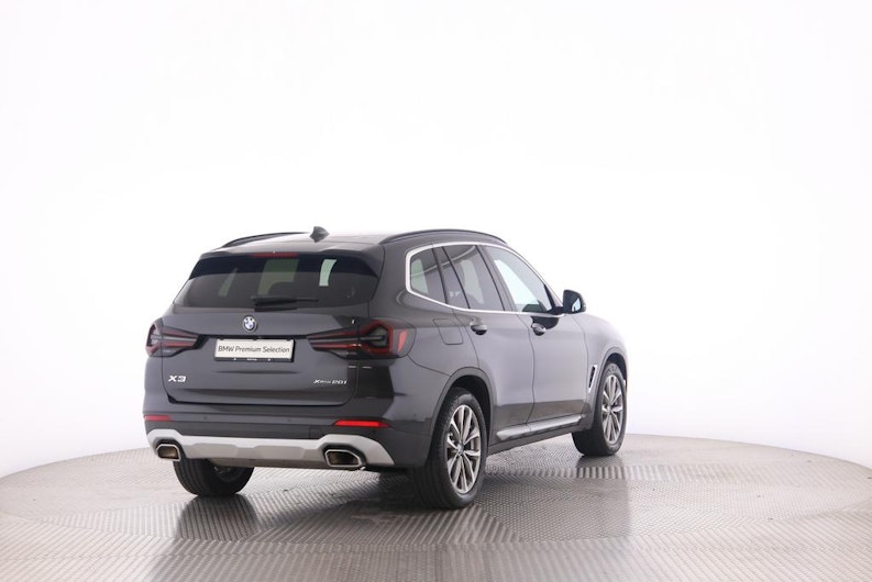 Vehicle image BMW X3