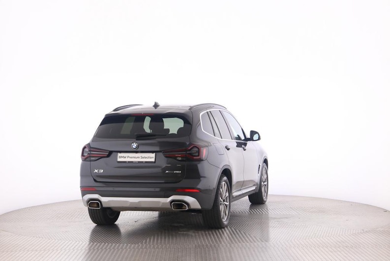 Vehicle image BMW X3