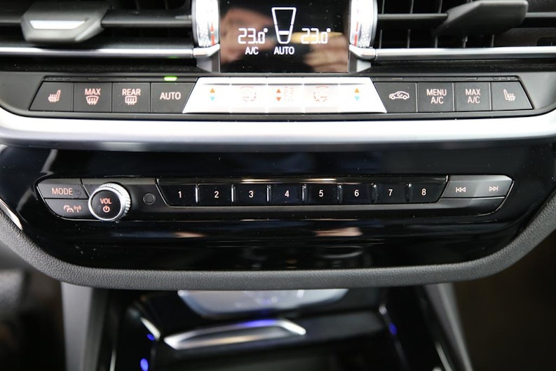 Vehicle image BMW X3