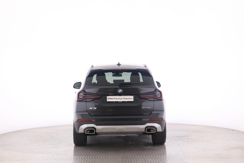 Vehicle image BMW X3