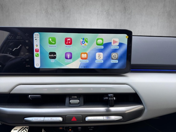 Vehicle image 9 Vehicle image 9