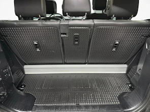 immagine del veicolo LAND ROVER Defender 90 3.0 D I6 300 X-Dynamic SE