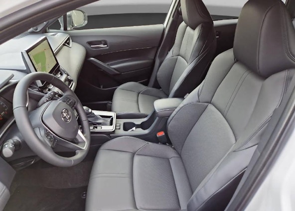 Vehicle image 8 Vehicle image 8