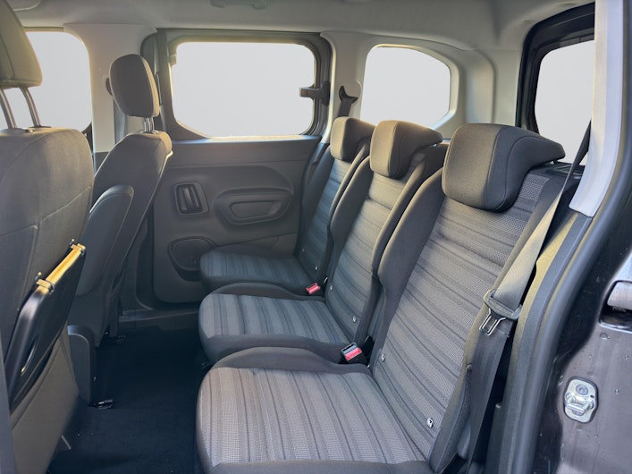 Vehicle image OPEL COMBO