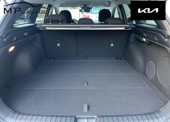 Vehicle image 6 Vehicle image 6