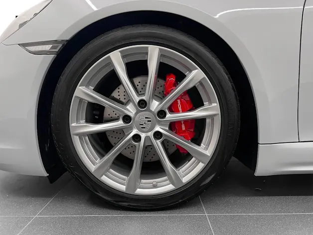 Porsche 718 Cayman S