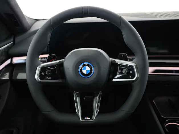 BMW 550e xDrive Touring