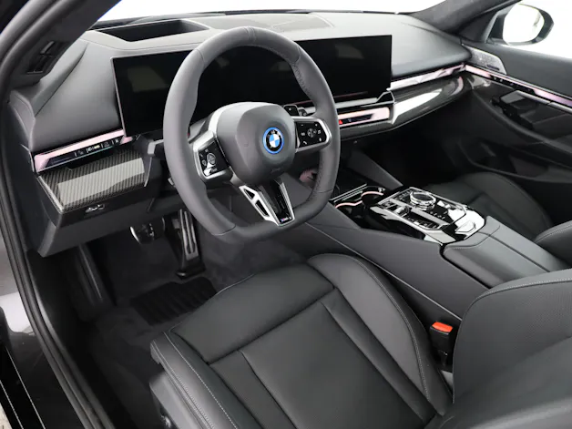 BMW 550e xDrive Touring