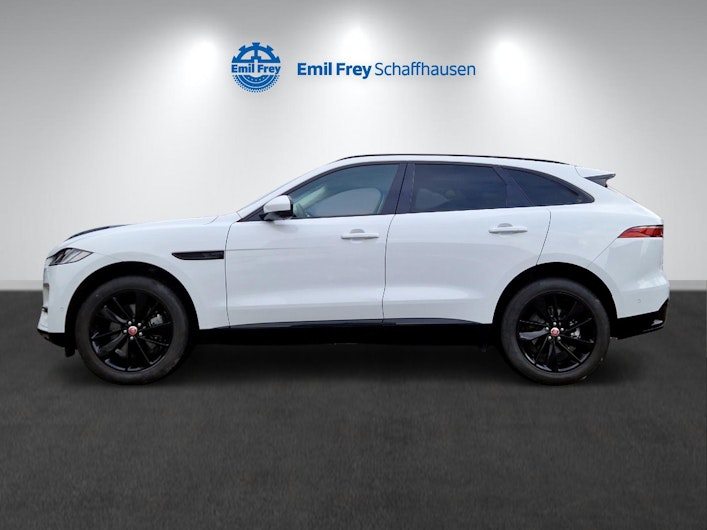 Vehicle image JAGUAR F-PACE