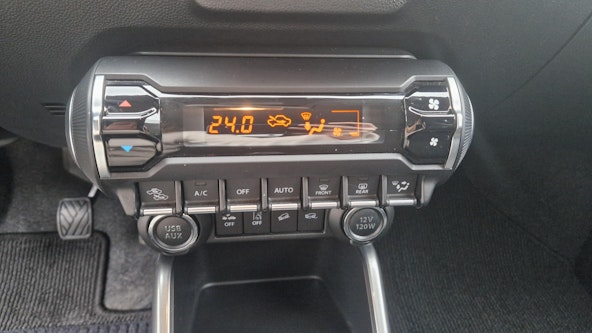 Vehicle image 10 Vehicle image 10