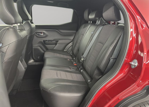 Vehicle image 7 Vehicle image 7