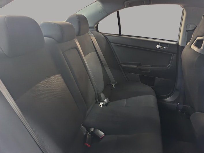 Vehicle image MITSUBISHI LANCER