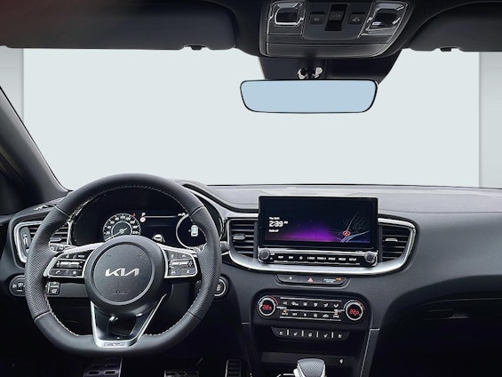 Vehicle image 4 Vehicle image 4