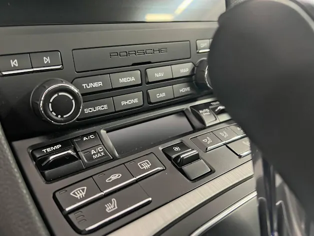 Porsche 718 Cayman Style Edition