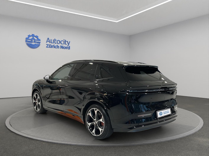 Vehicle image ZEEKR X