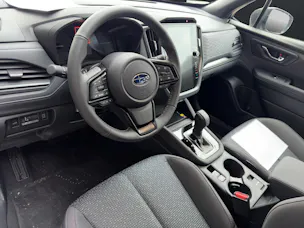 Subaru Forester Station 2.0i e-Boxer Swiss Plus