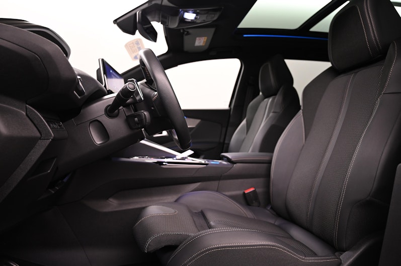 Vehicle image PEUGEOT 3008