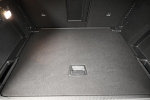 Vehicle image PEUGEOT 3008 1.2 Hybrid GT