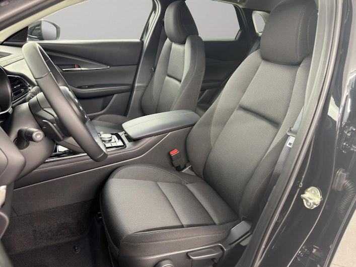 Vehicle image MAZDA CX-30