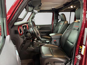 https://vehicle.imgix.net/4096179/0cb51903-3b80-4c73-a693-e472dd48fdfd.jpg