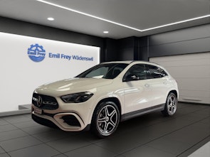 Vehicle image MERCEDES-BENZ GLA 200 Night Star AMG Line