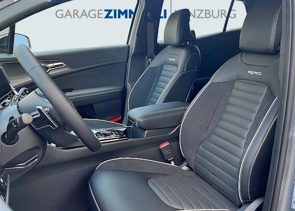 Vehicle image 9 Vehicle image 9