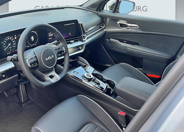 Vehicle image 8 Vehicle image 8