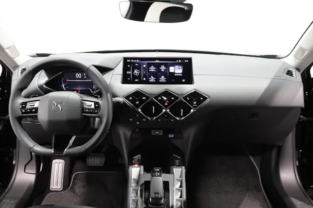 DS Automobiles 3 Crossback 1.2 Hybrid Diva